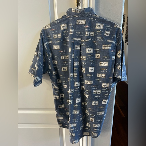 CLEARANCE Men’s Medium Woolrich Fishing Patterned Blue Button Down Shirt - Picture 6 of 10